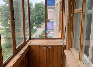 Продам 2-ком. квартиру, 44.8 м2, Жуковка, улица Калинина, 5