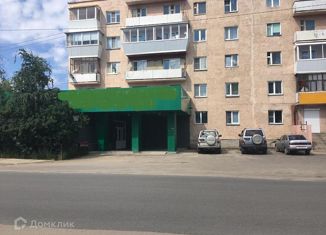 Продам трехкомнатную квартиру, 116 м2, Ленск, улица Орджоникидзе, 11