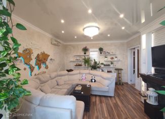 Продам четырехкомнатную квартиру, 102 м2, Севастополь, Казачья улица, 1