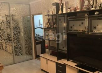 Продажа 2-ком. квартиры, 56 м2, Батайск, улица Воровского, 23