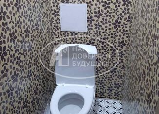 Двухкомнатная квартира на продажу, 45.5 м2, поселок Углеуральский, 2-я Коммунистическая улица, 89Г