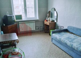 Продается 2-комнатная квартира, 58 м2, Волгоград, улица Маршала Еременко, 52