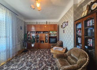 Продам трехкомнатную квартиру, 64.3 м2, Приморский край, Находкинский проспект, 102А