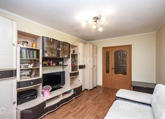 Продажа 3-ком. квартиры, 58.3 м2, Новосибирск, улица Динамовцев, 10, улица Динамовцев