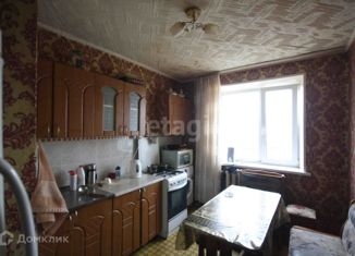 Продаю 4-комнатную квартиру, 67 м2, Тюменская область, Сибирская улица, 63