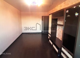 Продажа 1-ком. квартиры, 32.5 м2, Киров, улица Ивана Попова, 56к1, жилой район Чистые Пруды