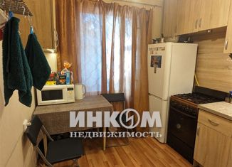 Продается 3-комнатная квартира, 60 м2, Москва, Октябрьская улица, 35, метро Марьина Роща