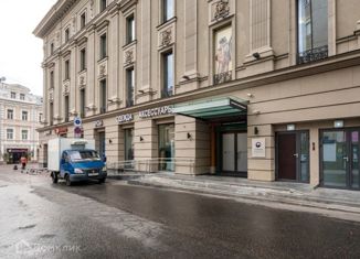 Продам офис, 2689 м2, Москва, улица Арбат, 24, район Арбат