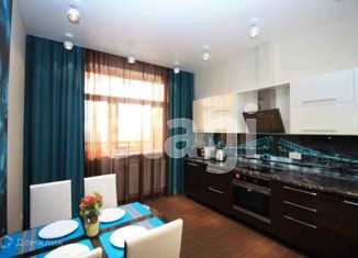 Продается 2-ком. квартира, 72.4 м2, Тюмень, улица Малыгина, 90, ЖК Паруса