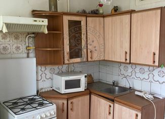 Продаю двухкомнатную квартиру, 56.8 м2, Екатеринбург, Коуровская улица, 22