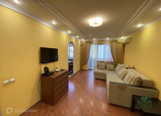 Продается 2-комнатная квартира, 47.7 м2, Ставрополь, улица Ленина, 397/1, микрорайон №20
