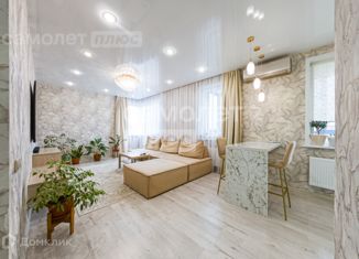 Продается 2-комнатная квартира, 70.2 м2, Екатеринбург, Машинная улица, 31В, Октябрьский район