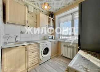 Продажа двухкомнатной квартиры, 43 м2, деревня Повракульская, Молодёжная улица, 1