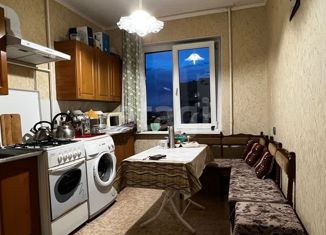 Продам трехкомнатную квартиру, 58.2 м2, Крым, улица 1-й Конной Армии, 74А