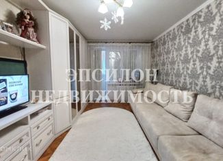 Продаю однокомнатную квартиру, 32 м2, Курская область, улица Серёгина, 4