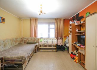 Продаю 3-комнатную квартиру, 60.1 м2, Барнаул, улица Попова, 143
