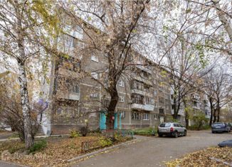 Трехкомнатная квартира на продажу, 59 м2, Екатеринбург, улица Смазчиков, 8, улица Смазчиков