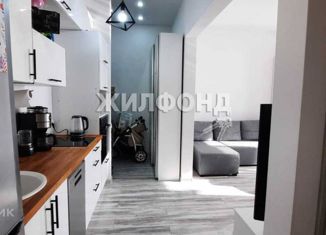 Продается 2-ком. квартира, 42.5 м2, Новосибирск, Радужная улица, 9, Радужная улица