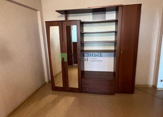 Продаю двухкомнатную квартиру, 42 м2, село Ивановка, улица Ленина, 99