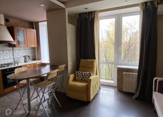 Сдаю 2-комнатную квартиру, 50 м2, Москва, Университетский проспект, 21к1, Университетский проспект