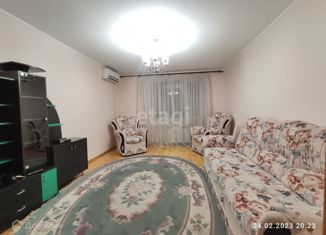 Трехкомнатная квартира на продажу, 68 м2, Симферополь, улица Тренёва, 8, Киевский район