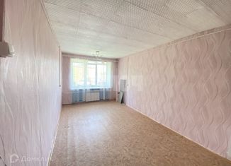 Продам комнату, 18.5 м2, городское поселение Город Сокол, улица 40-летия Октября, 11