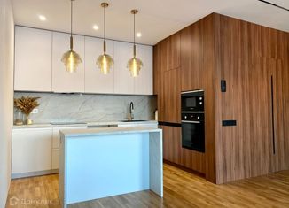 Продается 3-ком. квартира, 78 м2, Уфа, улица Уфимское Шоссе, 24, ЖК Ботаника