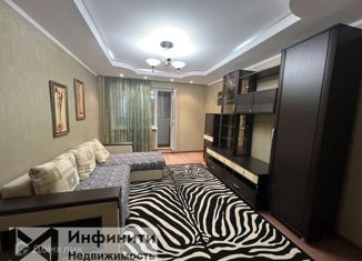 Продаю 2-ком. квартиру, 60.3 м2, Ставрополь, улица Ленина, 105, микрорайон №3