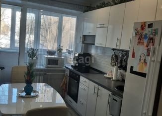 Продается 2-ком. квартира, 65 м2, Самара, метро Московская, Пензенская улица, 56