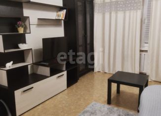 Продается 2-ком. квартира, 49.6 м2, Владивосток, улица Александровича, 48, Советский район