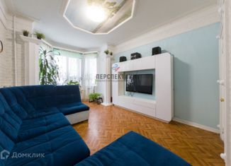Продам 3-комнатную квартиру, 67.5 м2, Екатеринбург, улица Кобозева, 81, улица Кобозева