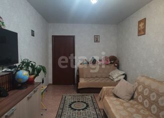 Трехкомнатная квартира на продажу, 67.4 м2, Тюменская область, Набережная улица, 13