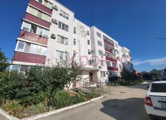 Продажа 1-ком. квартиры, 37.8 м2, Крымск, Революционная улица, 104
