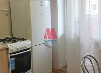 Сдам в аренду 2-ком. квартиру, 56 м2, Ярославль, улица Жукова, 20А