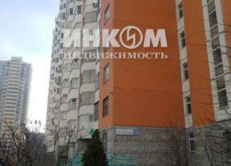 Продам 2-ком. квартиру, 63.6 м2, Москва, улица Лётчика Грицевца, 12, метро Рассказовка