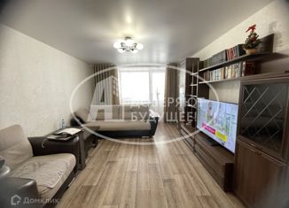 Продам 3-комнатную квартиру, 70 м2, Лысьва, улица Орджоникидзе, 8