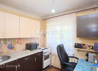 Продается 2-ком. квартира, 41.2 м2, Новосибирск, улица Грибоедова, 13, улица Грибоедова