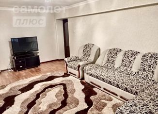 Продажа 3-ком. квартиры, 68 м2, Грозный, улица Хамзата У. Орзамиева, 32