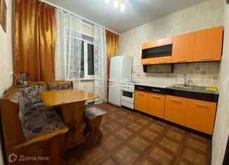Сдаю однокомнатную квартиру, 48 м2, Новосибирск, улица Адриена Лежена, 17