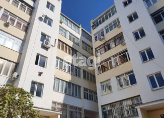 Однокомнатная квартира в аренду, 37 м2, Краснодарский край, улица Сурикова, 60А