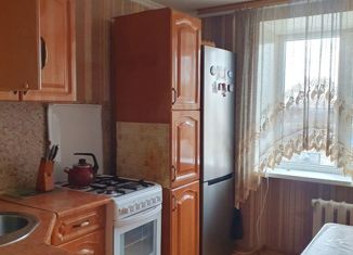 Продажа двухкомнатной квартиры, 48 м2, Новокубанск, улица Нева
