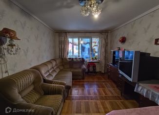 Продажа трехкомнатной квартиры, 62.4 м2, Алушта, Ялтинская улица, 1