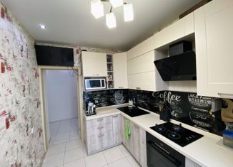 Сдаю в аренду трехкомнатную квартиру, 62.7 м2, Североморск, улица Северная Застава, 22