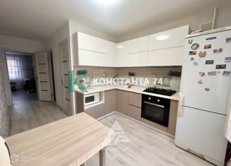 Сдам 2-ком. квартиру, 52.2 м2, посёлок Рощино, улица Ленина, 16