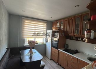 Сдача в аренду четырехкомнатной квартиры, 76 м2, Красноярск, улица Гусарова, 30, Октябрьский район