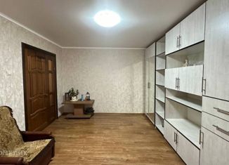 Продается 2-ком. квартира, 55 м2, поселок городского типа Свободы, 1-я Набережная улица, 32/3