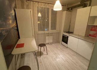 Сдача в аренду 1-комнатной квартиры, 34 м2, поселок городского типа Стройкерамика, улица Митрополита Мануила Лемешевского, 8