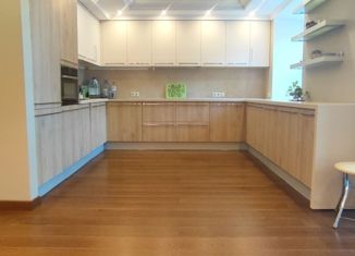 Продажа 2-комнатной квартиры, 103.2 м2, Ухта, улица М.К. Сидорова, 7