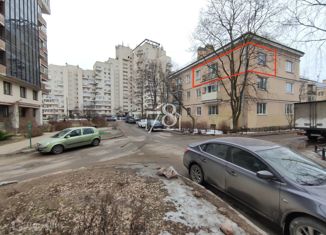 Продам 2-ком. квартиру, 50 м2, Сестрорецк, улица Володарского, 48