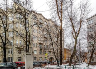 Продаю двухкомнатную квартиру, 64 м2, Москва, Потаповский переулок, 10, метро Чистые пруды